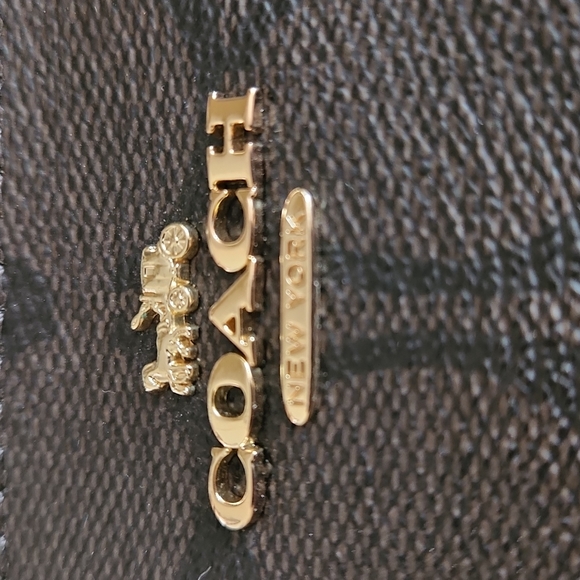 NWT Coach Double Corner Zip Brown/Ruby Signature Wristlet Bag ๐ - Picture 2 of 16